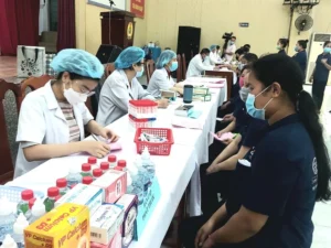 Nhân viên y tế được hưởng phụ cấp ưu đãi lên đến 70%